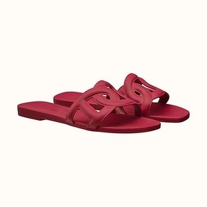 Hermes Aloha Sandals in Rose Baie